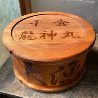 タガのない樽桶