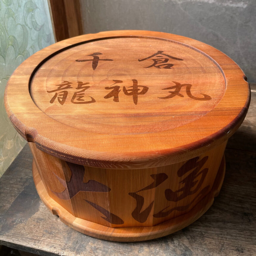 タガのない樽桶