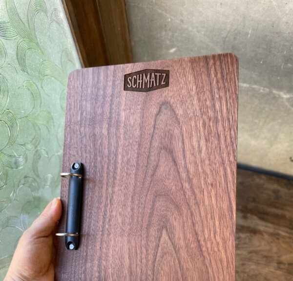 木のメニュー特注ウォールナットSCHMATZビールさま